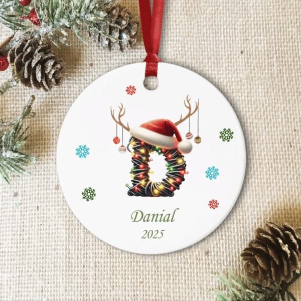Personalized Ceramic Letter Ornament – Custom Name Christmas Decoration - Image 2