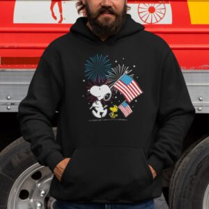 Alternative Sichtweise auf 4th Of July Snoopy Dog Shirt